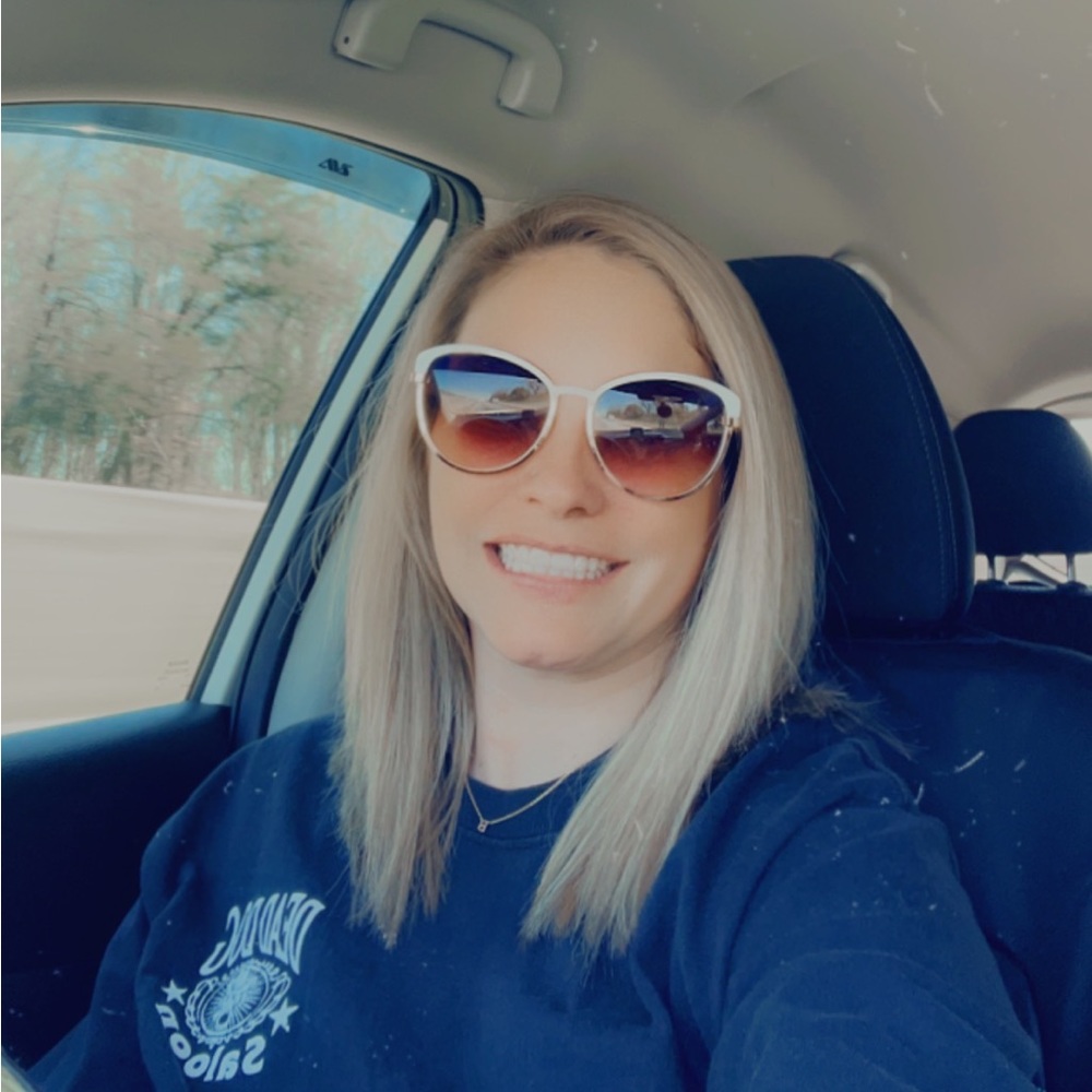Meet your Posher, Jessica